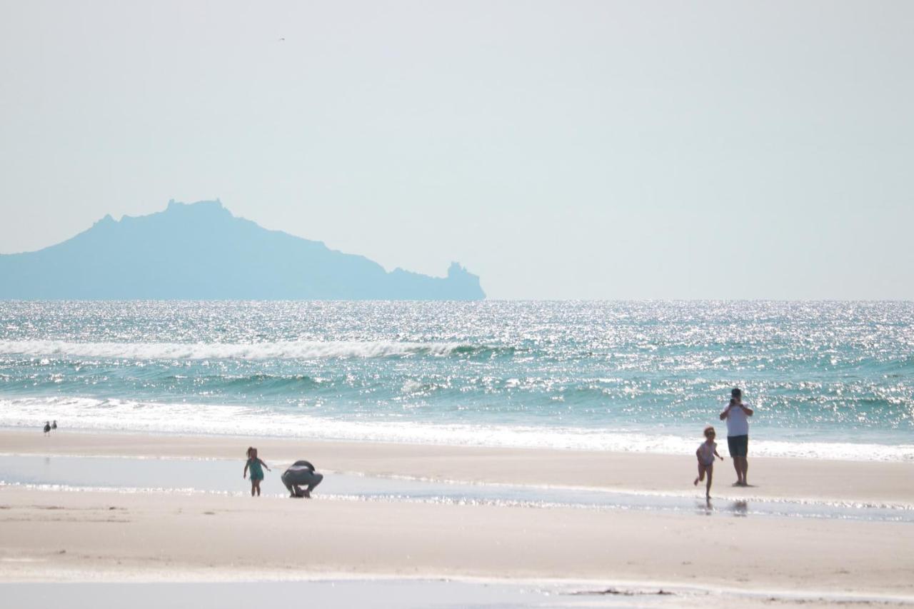 Aotearoa Surf Eco Pods Hotel Te Arai Bagian luar foto