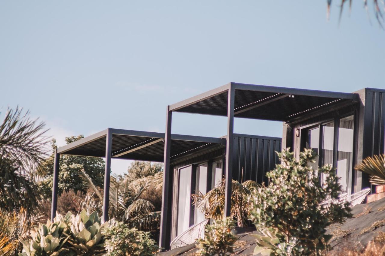 Aotearoa Surf Eco Pods Hotel Te Arai Bagian luar foto