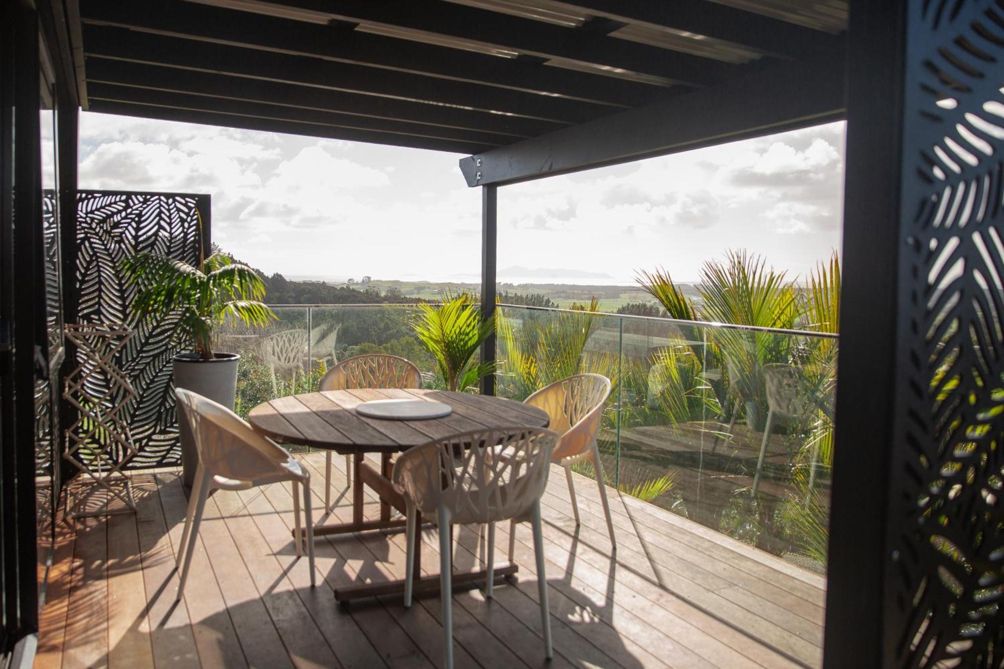 Aotearoa Surf Eco Pods Hotel Te Arai Bagian luar foto