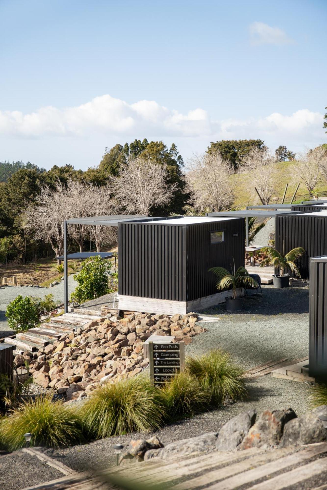 Aotearoa Surf Eco Pods Hotel Te Arai Bagian luar foto