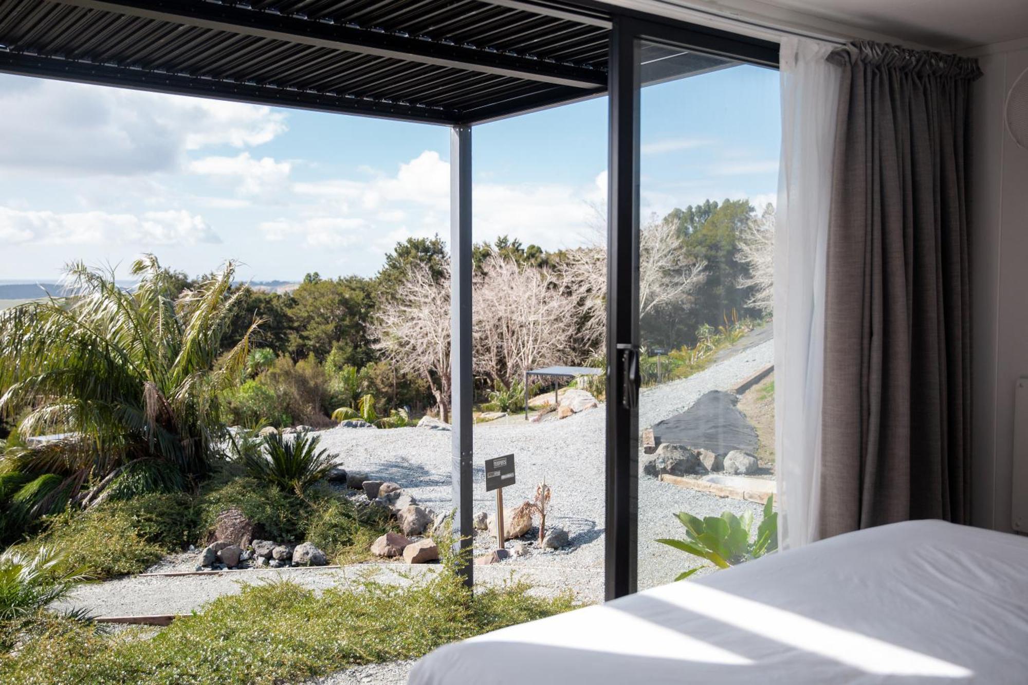 Aotearoa Surf Eco Pods Hotel Te Arai Bagian luar foto