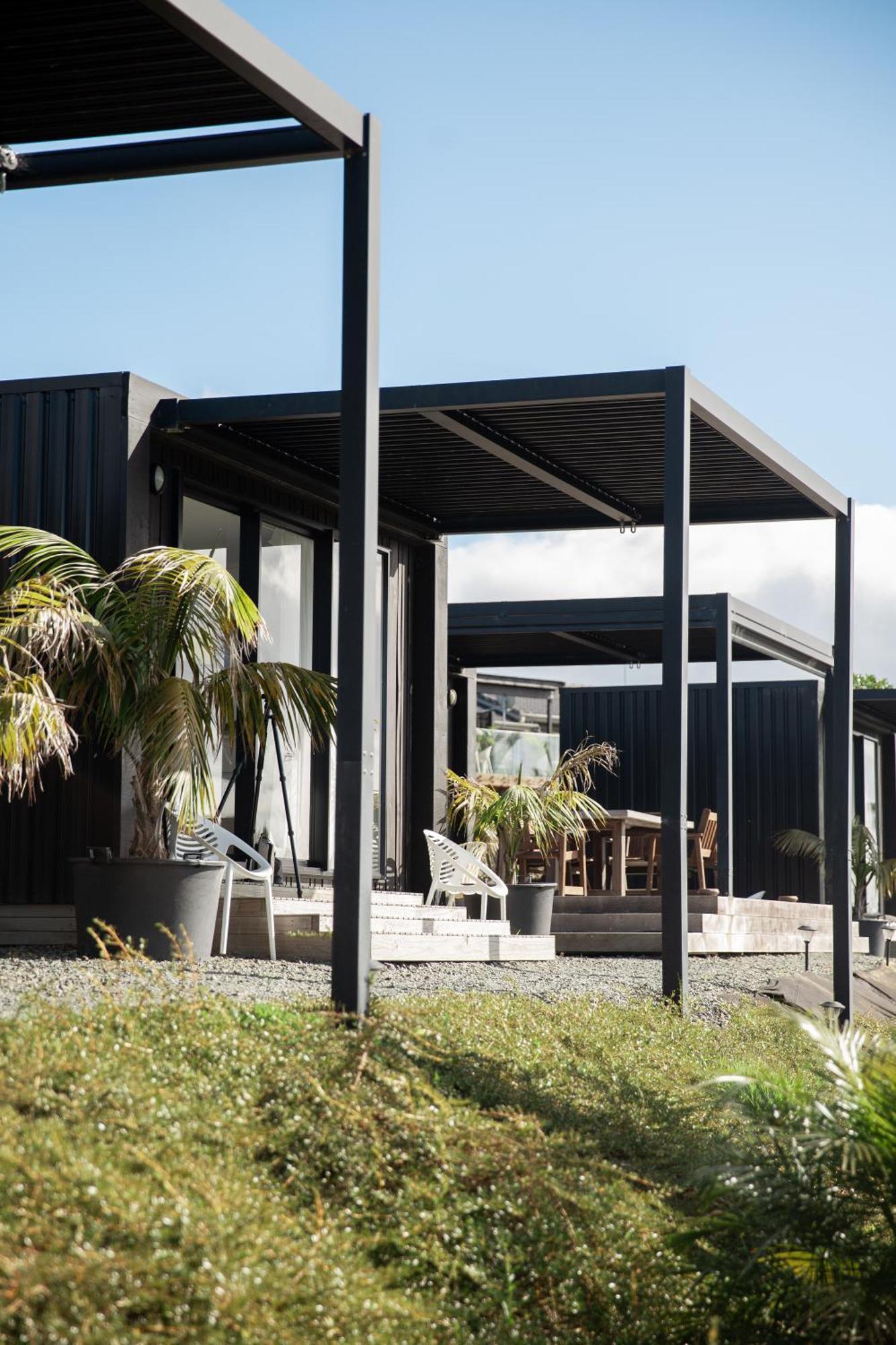 Aotearoa Surf Eco Pods Hotel Te Arai Bagian luar foto